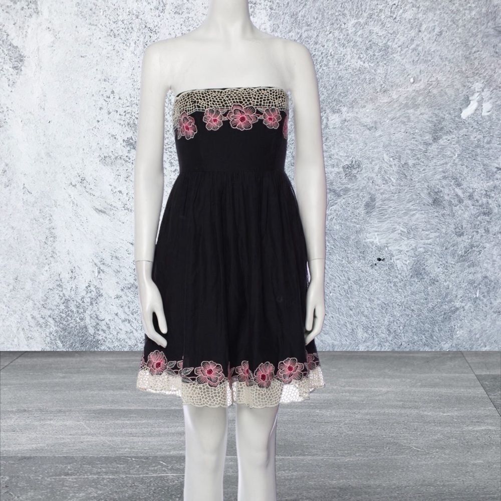 Tibi New York Black Strapless Mini Dress‎ Pink Floral Embroidery Crochet Lace 6